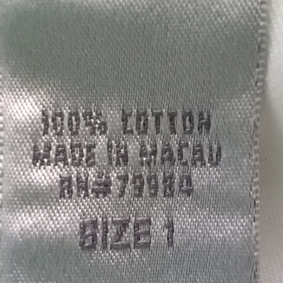 CHICOS WHITE BUTTON COASTAL GRANNY LONG SHIRT SIZE 1 - Picture 15 of 16